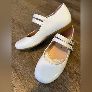 Christie & Jill Girls white patent leather Mary Jane